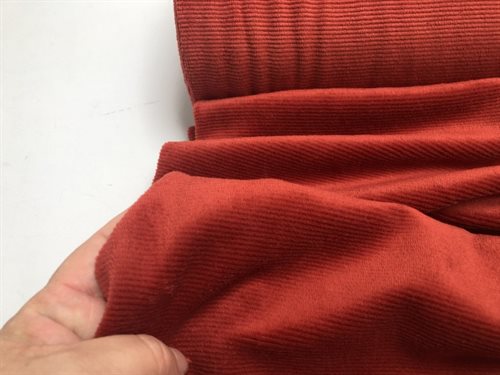 Fløjls velour - finrillet i varm marsala