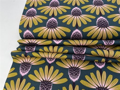 Patchwork stof - Love always, AM - med fine purpursolhatte, rest på 75 cm