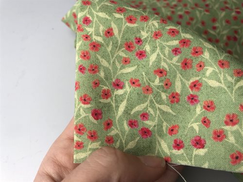 Patchwork stof - fine små blomster med grønne blomsterblade, Windham Fabrics