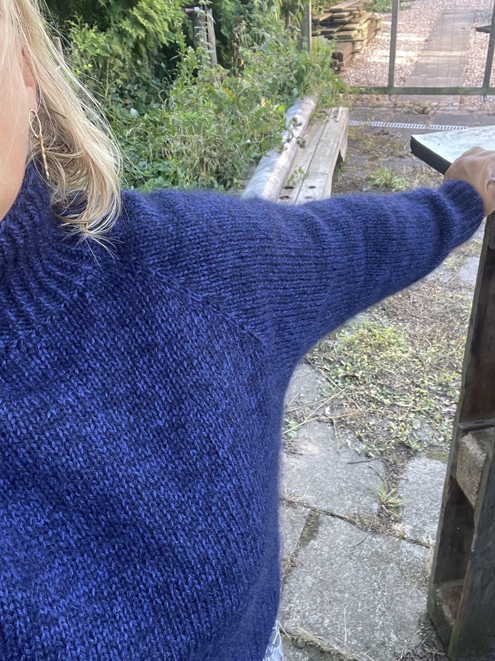 BOYFRIEND sweater - KIT varm rød. blød og lækker strik på pind 5,5