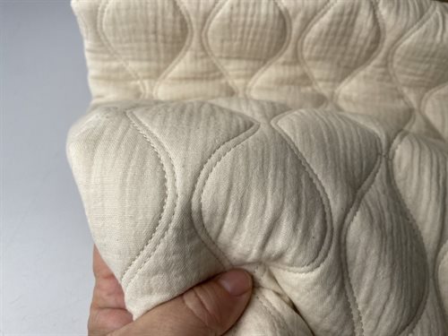 Quiltet dobbelt gauze - natural, kommer igen i uge 4