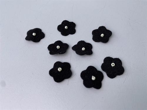 Blomst - sort ruskinds look med perle, 8 stk.