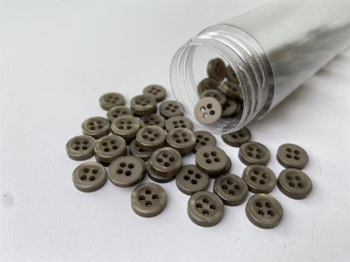 Skjorteknap - klassisk, blank og taupe, 10 mm