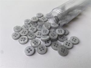 Skjorteknap - klassisk, blank og lys gråblå, 10 mm