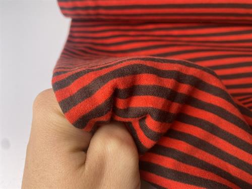 Bomuldsinterlock - flotte striber i rød og mørkebrun