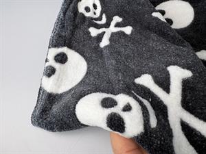 Minky fleece - antracitgrå med skulls