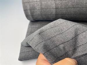 Buksestof - lækker gråmeleret med nålestriber