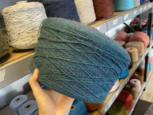 Garn - hel cone som foto