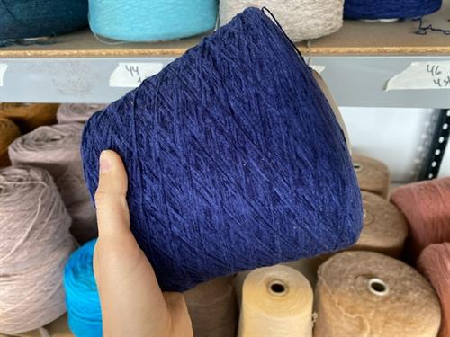 Garn - hel cone som foto