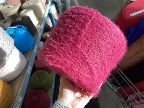 Garn - hel cone som foto