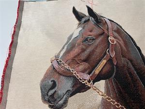 Gobelin - 1 stk. pudestykke med fin hest, 47 cm x 47 cm