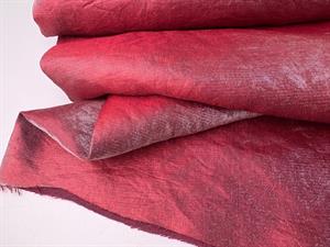 Speciel satin - changerende smukt stof i varme røde toner