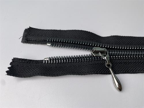 Lynlås - 2-vejs, sort med cool metaltænder, 50 cm