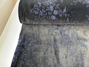 Jacquardvævet denim i velour - flotte blå blomster på sort bund