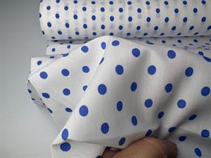 Bomuldspoplin - hvid med himmelblå små bomber