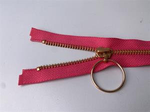 Lynlås - 2-vejs, pink med rose gold metaltænder, 70 cm