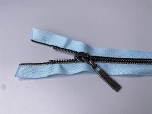 Lynlås - 2-vejs, lyseblå med sorte plasttænder, 42 cm