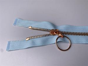 Lynlås - 2-vejs, lyseblå med rose gold metaltænder, 42 cm