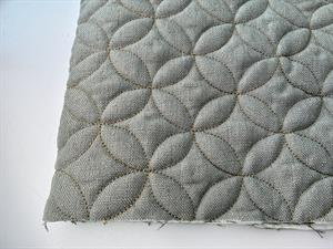 Quiltet møbelstof - cool taupe i hør look