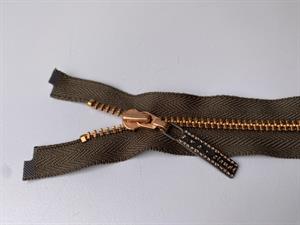 Lynlås - delbar, mørk kaki med rose gold metaltænder, 38 cm