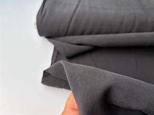 Fastvævet viscose - sort med lækker cupro touch