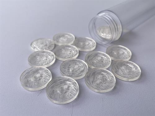 Knap - gennemsigtig med fed ridset effekt, 18 mm
