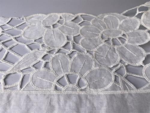 Broderi anglaise bånd - offwhite, 14,5 cm