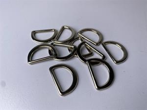 D-ring - sølv look og med lidt tykkere kant