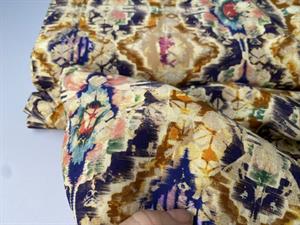 Fastvævet viscose - skønt mønster i eksklusive toner