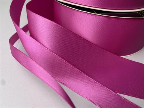 Satinbånd - fuchsia, 16 mm