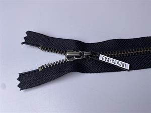 Lynlås - ikke delbar, sort med metaltænder, 11 cm