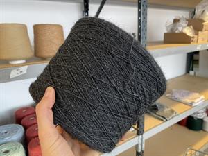 Garn i uldmix - hel cone som foto, antracit