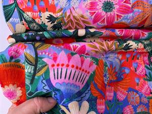 Vævet hør / viscose - blomstrende farver