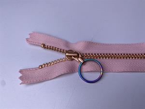 Lynlås - ikke delbar, lyserød med metaltænder, 13 cm