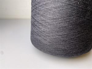 Garn i 100% uld - hel cone som foto, tynd i dark grey