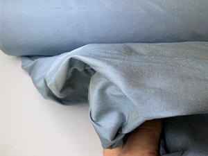 Thaisilke - smukt changerende lækker blid blå, dowe