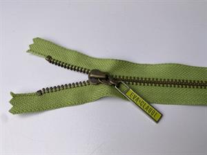 Lynlås - ikke delbar, æblegrøn med metaltænder, 40 cm