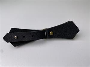 Spænde - lukkesystem i sort læder look