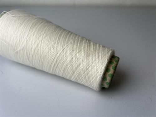 Baby cones med 100% cashmere - hvid, 65 gram