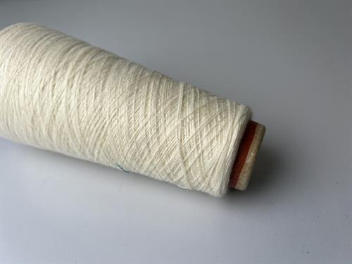 Baby cones med 100% cashmere - offwhite, 45 gram