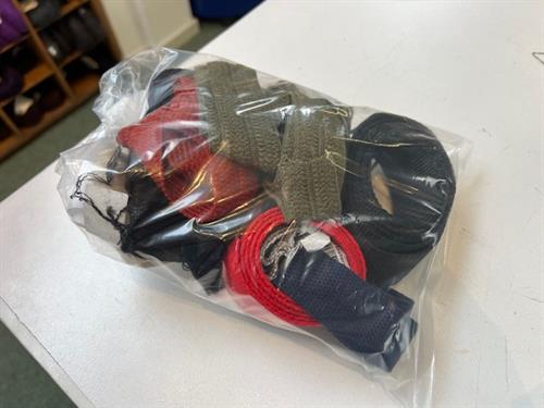 Restepakke med bånd