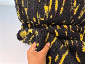 Heavy knitted wool mix - lækkert mønster i blød teddy