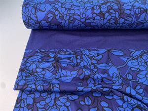 Viscosejersey - flotte blå blomster, panel på 60 cm