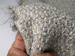 Klassisk bouclé - icey grey med guldtråde