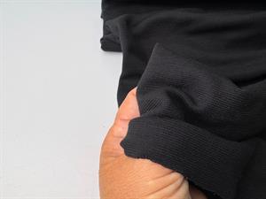 Undertøjsuld - sort og lækker rillet