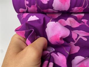 Bomuldsjersey - fine akvarel blomster i lilla og lyserøde nuancer