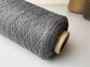 Baby cones i 100 % cashmere - stål grå, 180 gram