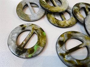 Spænde - rundt og abstrakt