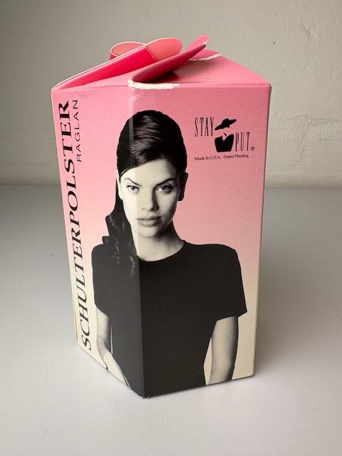 Skulderpude - sort, til raglanærme