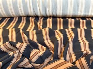 Fastvævet viscose - sort med brune striber 